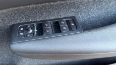 Volvo Xc40 2.0 T4 Momentum Pro 5dr AWD Geartronic Petrol Estate